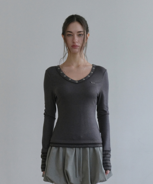 STUD V NECK PULLOVER [CHARCOAL]