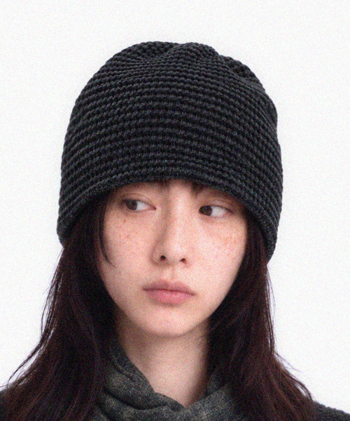 모노톤 스트라이프 와플 니트 방한 숏비니 NO CUFF THICK WINTER HAT / BRUSHED BLOCK / CHARCOAL BLACK