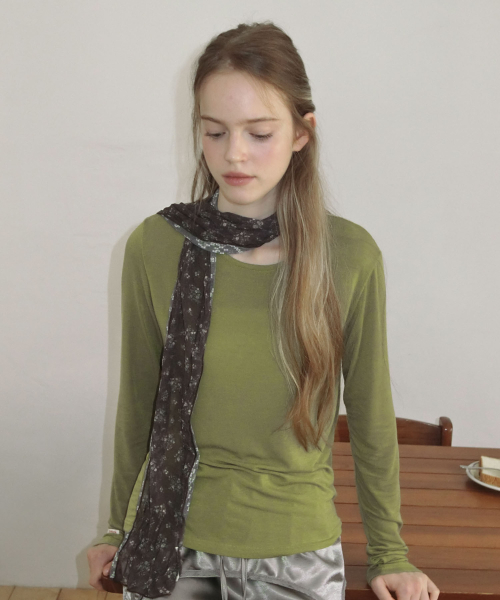 Botanical Pleated Long Scarf_Dark Brown