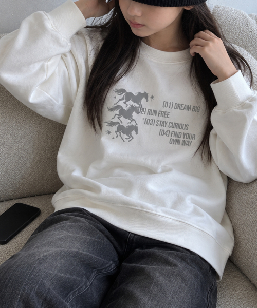 런프리 주니어 아트웍 맨투맨 티셔츠 - 아이보리