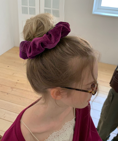 Velvet Touch Big Scrunchie_Magenta