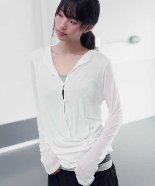 DRAPE BUTTON HOODED LONG SLEEVE T (WHITE)