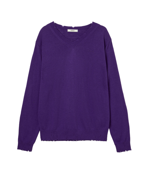 V-NECK DISTRESSED BASIC PULLOVER IN PURPLE