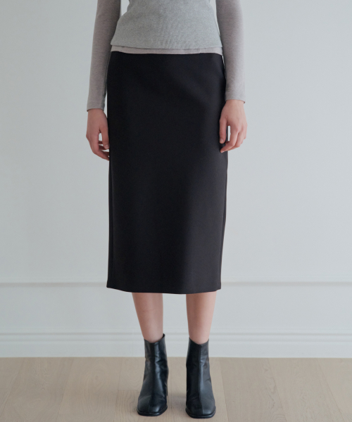 Minimal Straight Long Skirt_Black