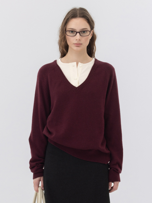 글로니 G LOOSE DEEP V-NECK KNIT (WINE)