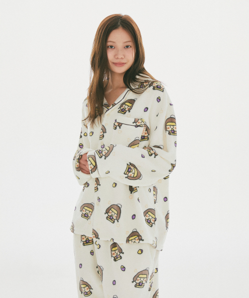 MANGGEUREOJIN GOM Sleep Pajamas (Ivory)_SPPPG4VU02
