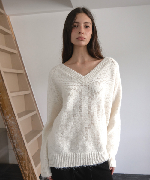 BOCA WOOL V KNIT (IVORY)