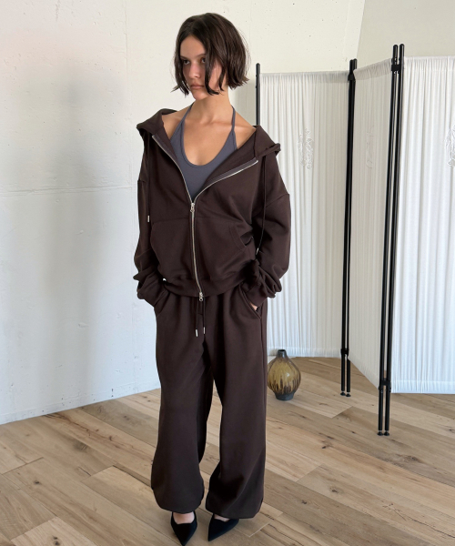 EASY HOOD ZIP-UP (BROWN)