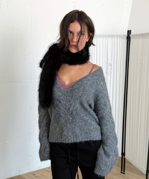 FUR MUFFLER (BLACK)