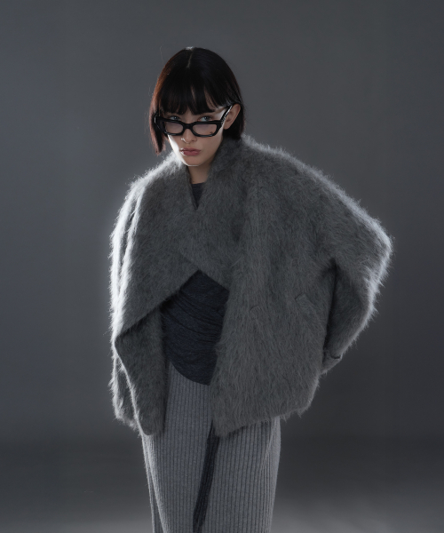 더밀루이 Mohair Halo Coat (Black)