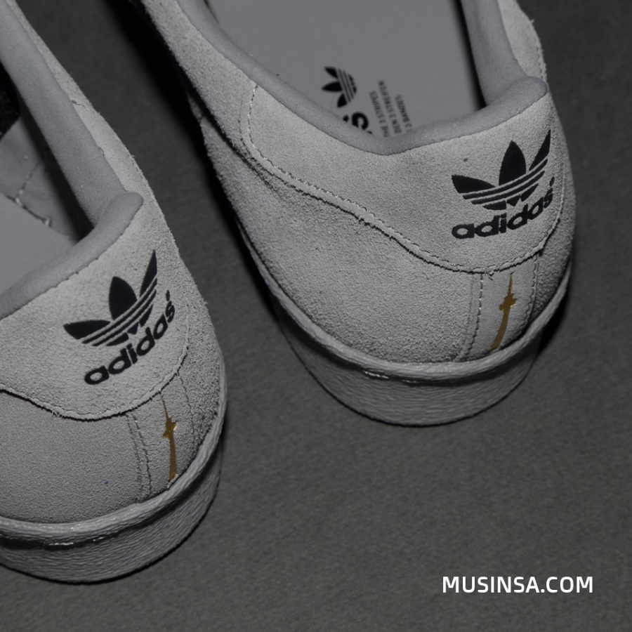 (ADIDAS) [B32661]  80s    SUPERSTAR 80s CITY SERIES BERLIN  -  &  |