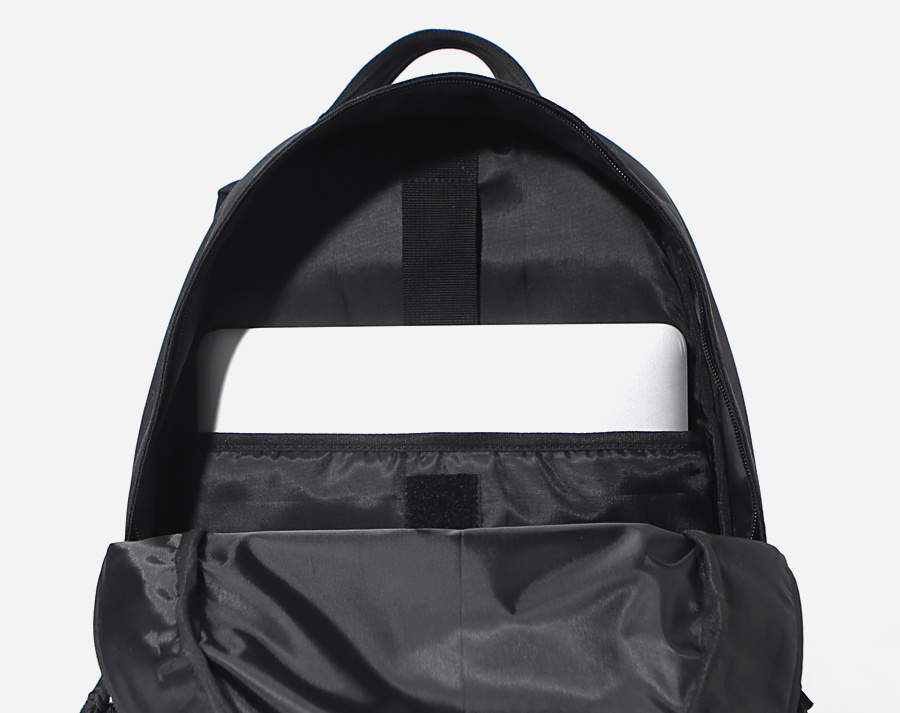 커버낫(COVERNAT) 코듀라 어센틱 로고 럭색 블랙