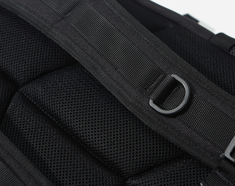 커버낫(COVERNAT) 코듀라 어센틱 로고 럭색 블랙