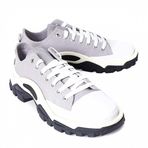 라프시몬스(RAF SIMONS) 19SS 라프시몬스 X 아디다스 그레이 디트로이트 러너 스니커즈 EE7939 SILVER - 197,000 | 무신사 스토어 라프시몬스(Raf Simons) 19Ss 라프시몬스 X 아디다스 그레이 디트로이트 러너 스니커즈 Ee7939 Silver - 197,000 | 무신사 스토어