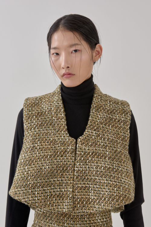 Жилет Baeja (Korea short vest-Olive tweed)