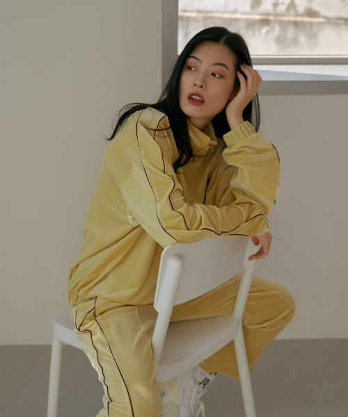 Вельветовая олимпийка LOV.G soft yellow