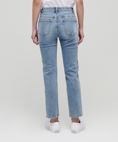 Женские джинсы Slim Straight (Light Indigo)