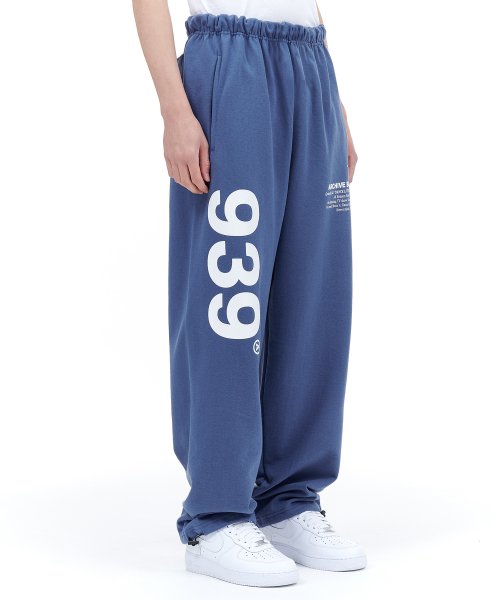 MUSINSA | ARCHIVE BOLD 939 LOGO SWEAT PANTS_BLUE