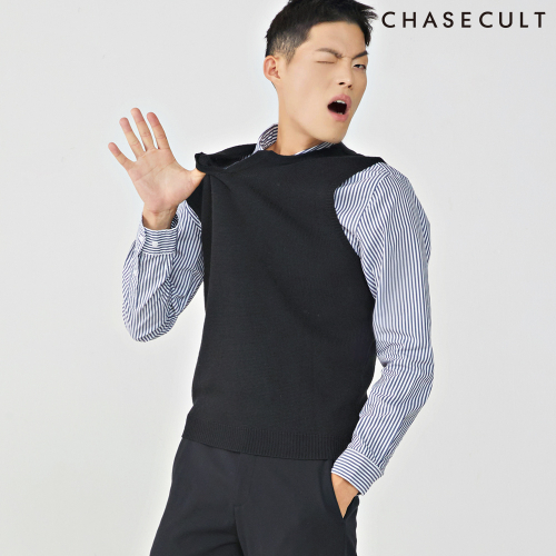 MUSINSA | CHASECULT Men's slit neck knit vest-KFRK7361C03