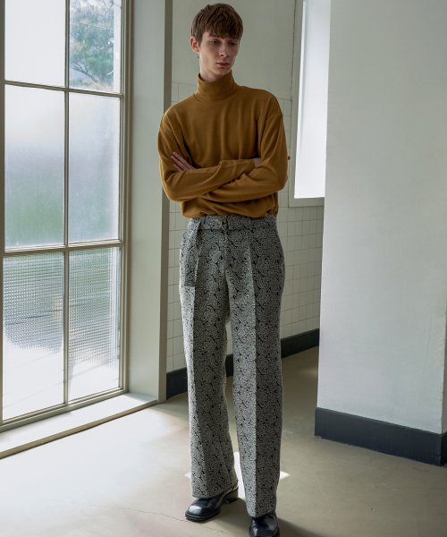 BELT SET] EXCLUSIVE PAISLEY JACQUARD широкие SLACKS_чёрный