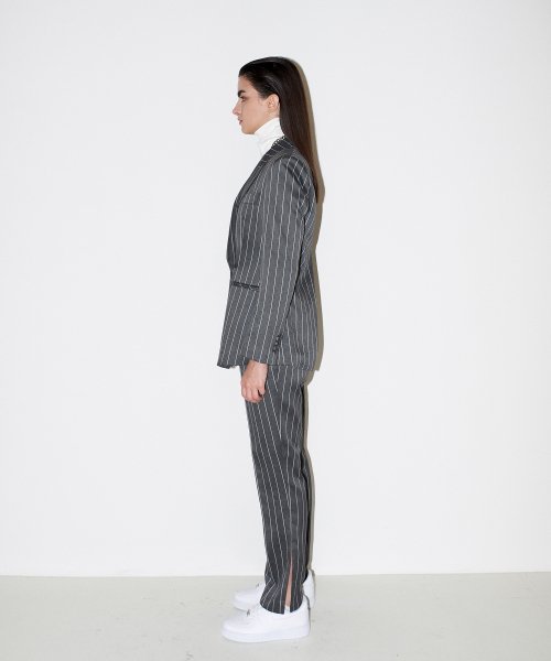 Not a Cliche tailoкрасный жакет Stripe серый]