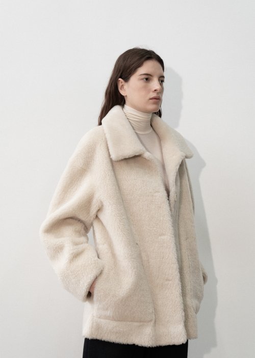 REVERSIBLE SHEARLING COAT - CREAM