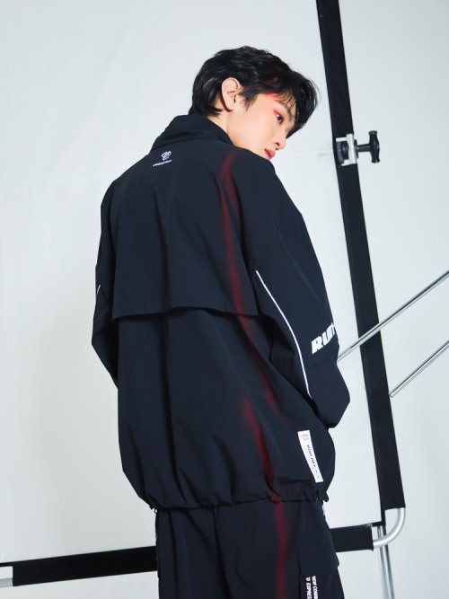 Эластичный нейлоновый анорак Runoff Standard Black