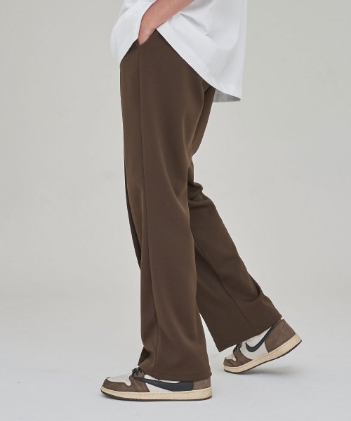 Pin-tuck плиссированные полушироки трек-брюки Brown