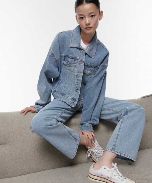 Women's Straight Denim Pants [Light Indigo] thumbnail 3