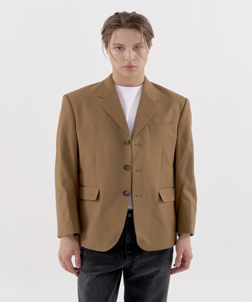 Базовый блейзер на трех пуговицах [GOLD BROWN]