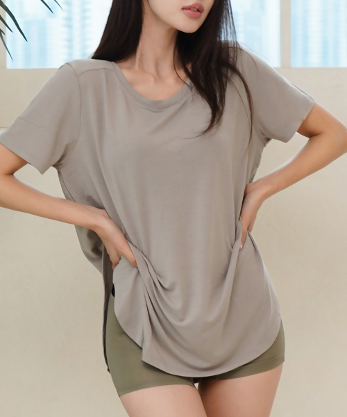Свободный топ Semi-Over Easy Wearable