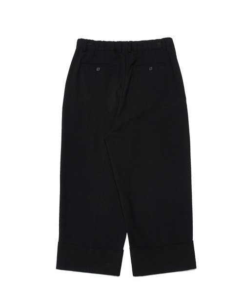 IN BANDING SEMI-WIDE FIT WIDE TURN-UP SLACKS(BLACK)