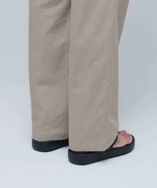 MUSINSA | MUSINSA STANDARD Cotton Linen Two-Tuck Wide Pants [Beige]