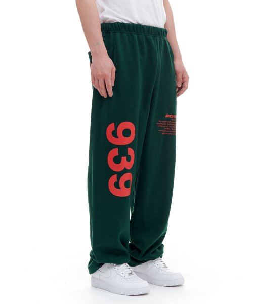 MUSINSA | ARCHIVE BOLD 939 LOGO SWEAT PANTS_DEEP GREEN