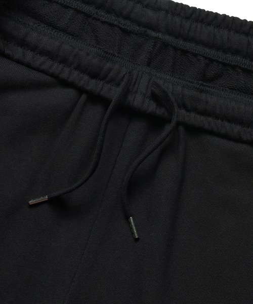 WOMENS SWEAT SHORTS [BLACK]