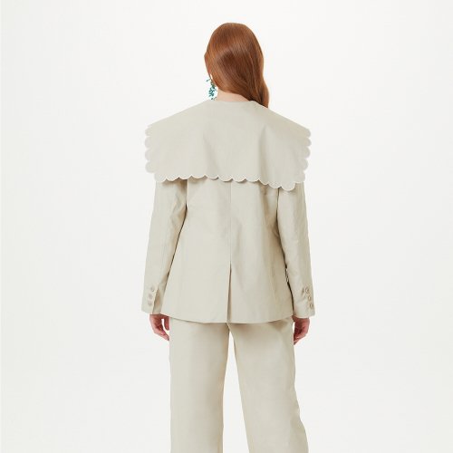 Жакет с круглым вырезом на плечах (Beige)