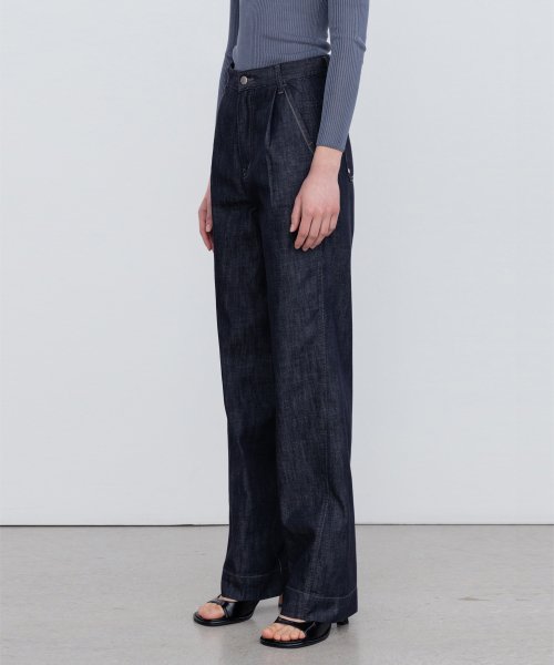 LOGO EMBROIDERED STRAIGHT LEG JEANS