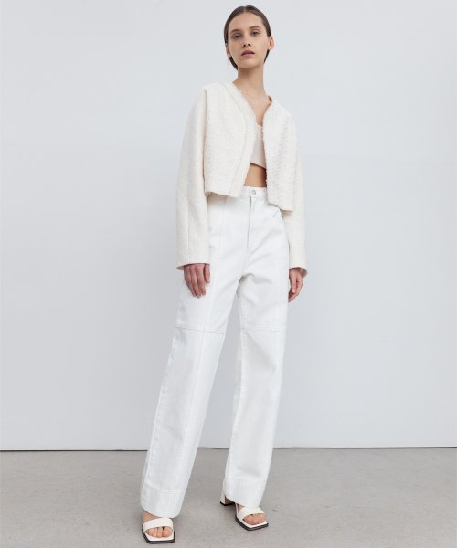 SEAM DETAIL STRAIGHT LEG JEANS