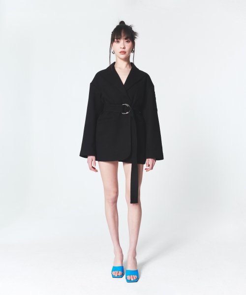 Oversized belted blazer