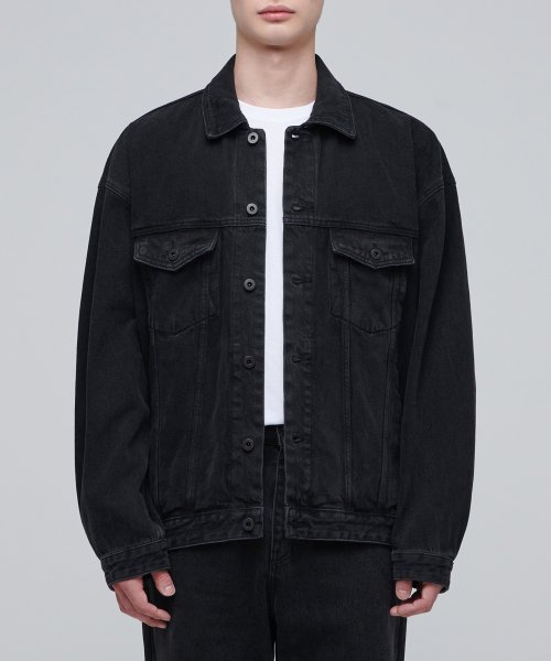 Oversized denim trucker jacket [Washed black]
