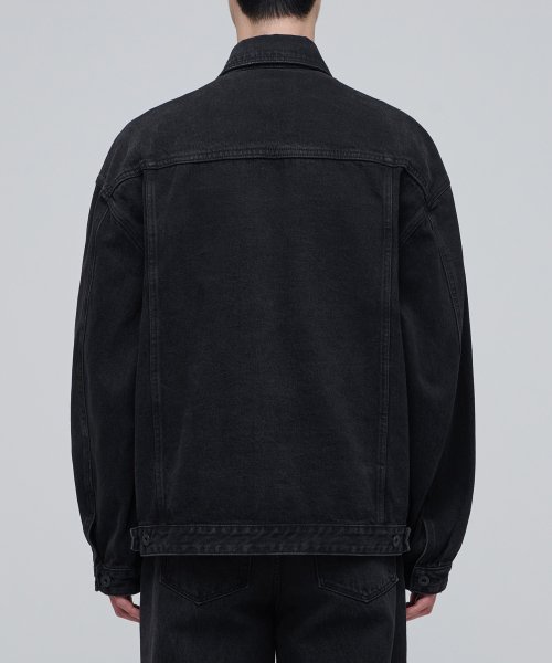 Oversized denim trucker jacket [Washed black]