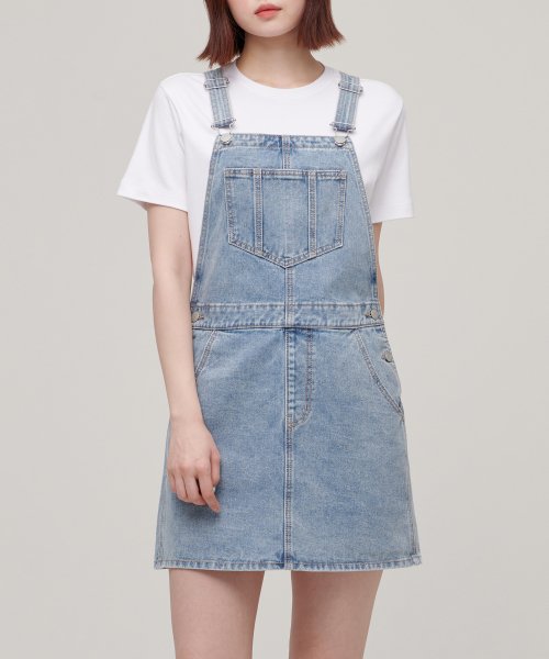 WOMENS OVERALL MINI DENIM DRESS [LIGHT INDIGO] thumbnail 8