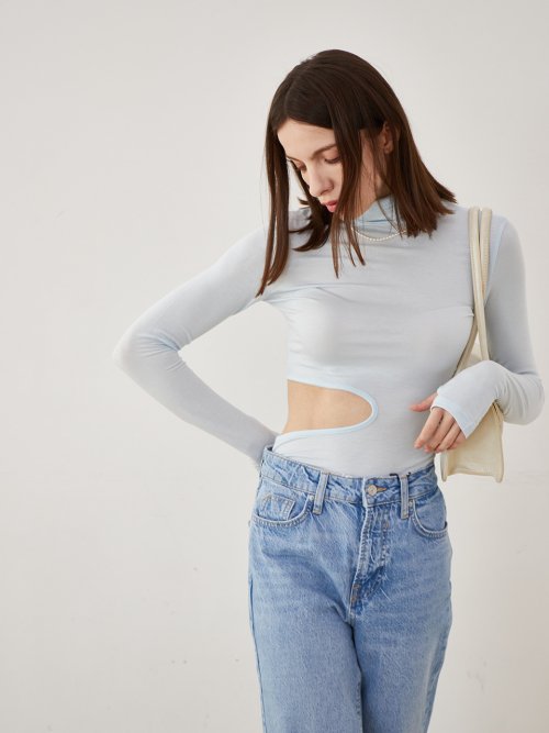 Cutout turtleneck t-shirt (sky blue)
