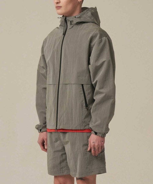 22SS active-light jumper_PALE KHAKI