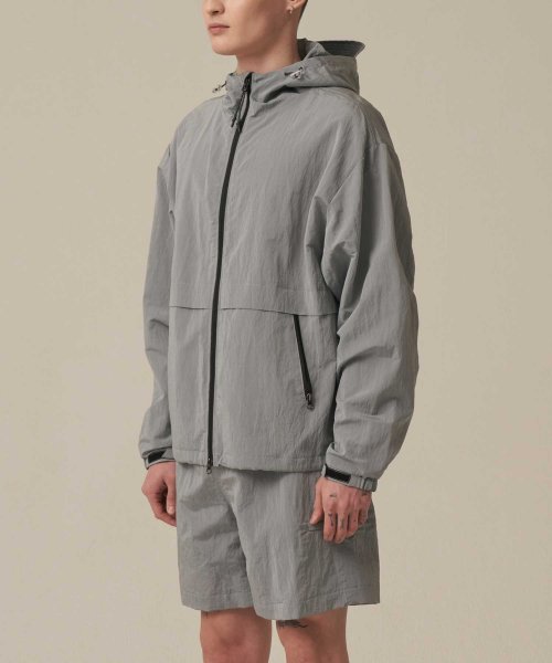 22SS active-light jumper_GREY