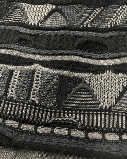Pattern mix overfit knit vest(black grey)