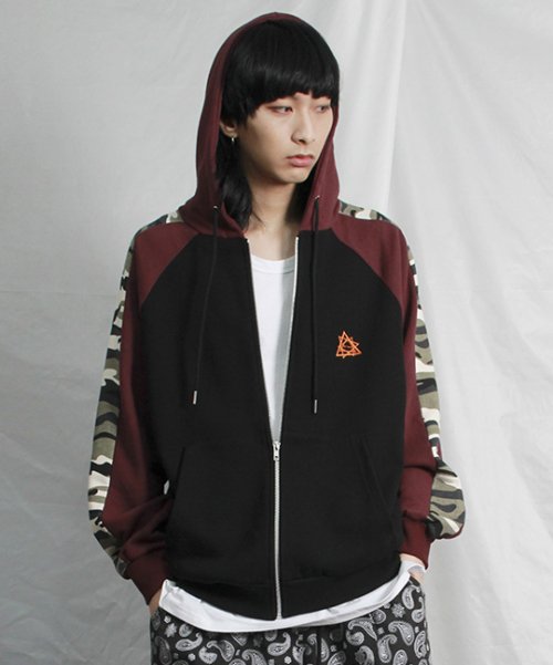 Camo bicolor hood zip-up jacket black