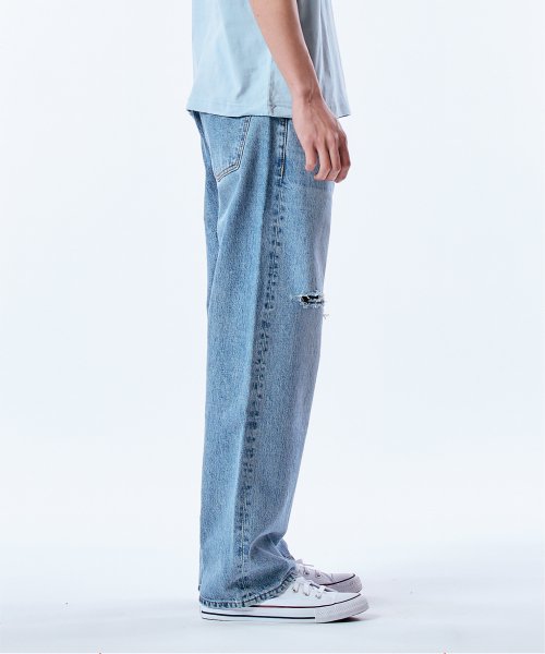Destroyed wide denim pants