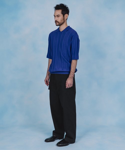 FINE GUAGE RESORT COLLAR HALF KNIT (BLUE)