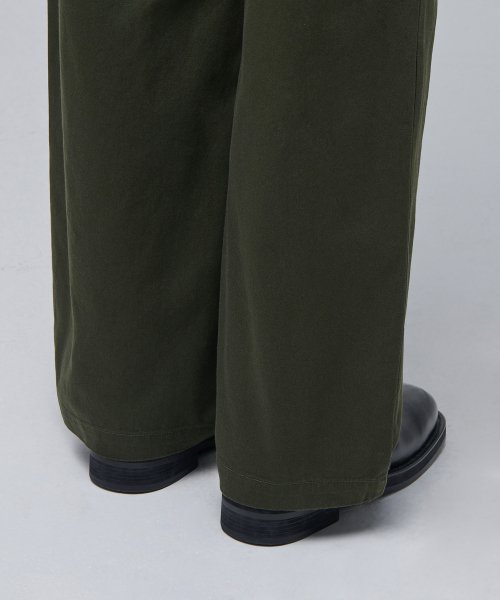 MUSINSA | MUSINSA STANDARD Two Tuck Wide Chino Pants [Khaki]